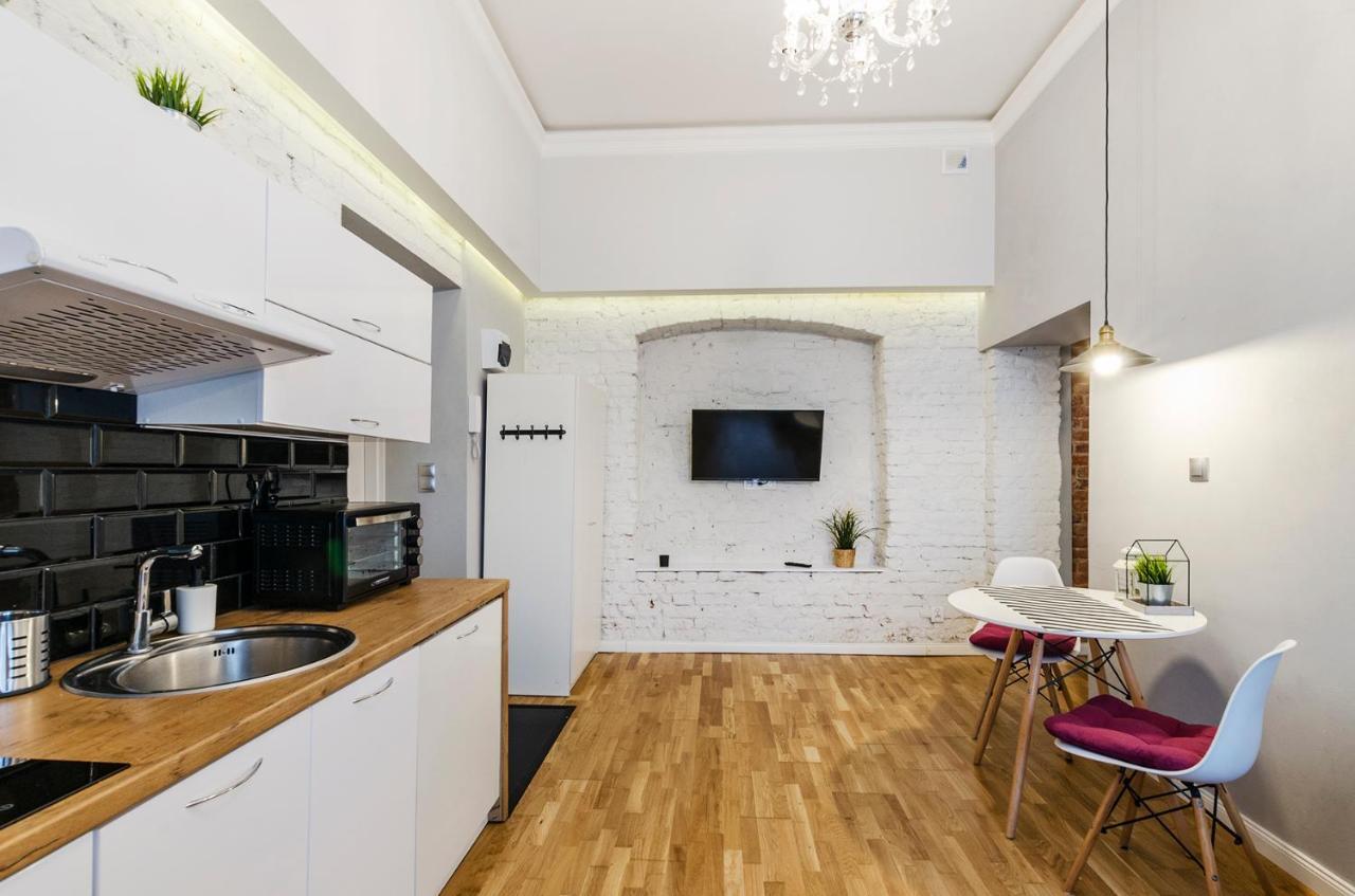 Standard Apartment On 6 Sierpnia Lodz  Exterior photo